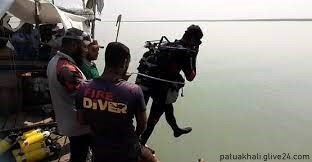 পটুয়াখালীতে বরযাত্রীবাহী ট্রলারডুবি